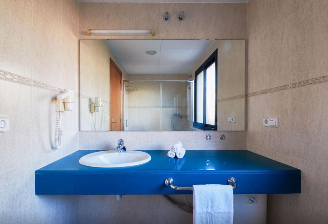 Beatrix 2000 Apartment Pineda de Mar Exterior photo